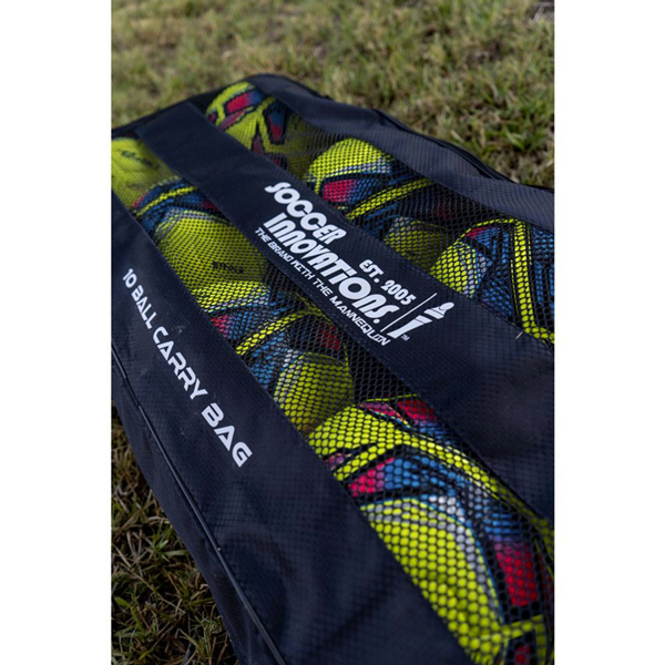 10 Ball Carry Bag on the Grass